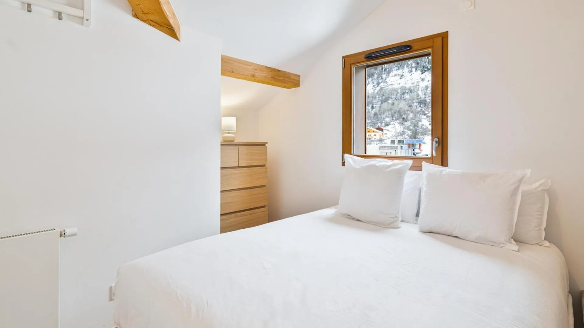 Appartement Neuf Avec Terrasses Et Parking A Serre Chevalier - Fr-1-808-4 蒙乃第耶-勒潘 0*,