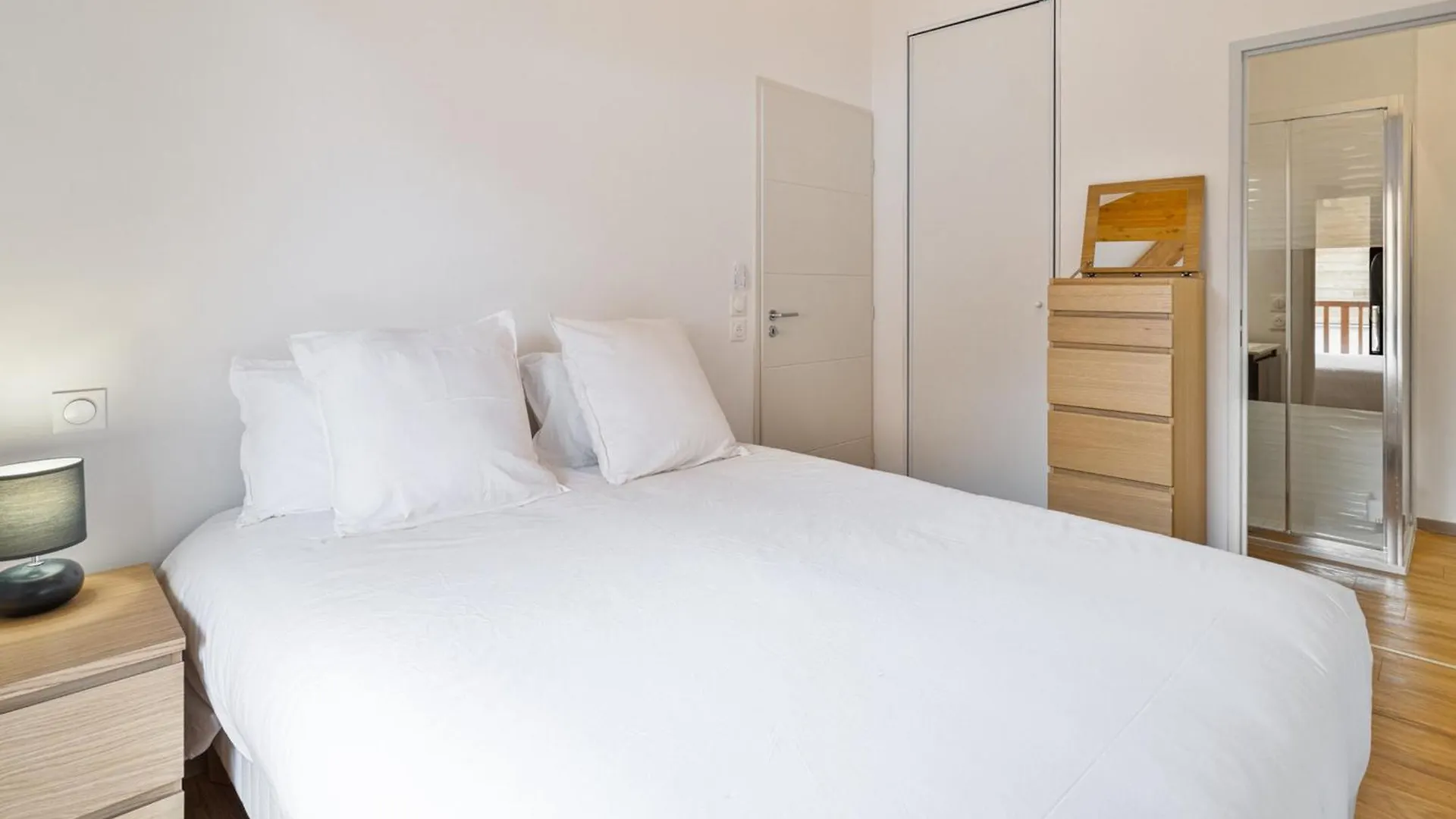 公寓 Appartement Neuf Avec Terrasses Et Parking A Serre Chevalier - Fr-1-808-4 蒙乃第耶-勒潘