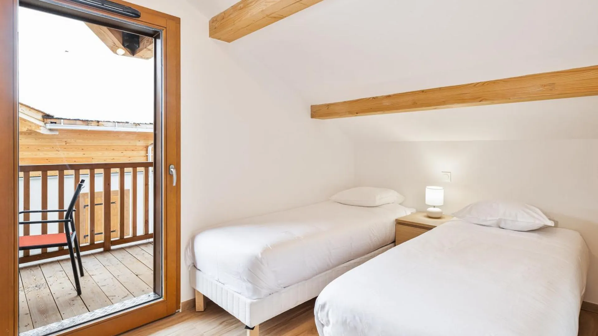 Appartement Neuf Avec Terrasses Et Parking A Serre Chevalier - Fr-1-808-4 Le Monêtier-les-Bains Apartamento